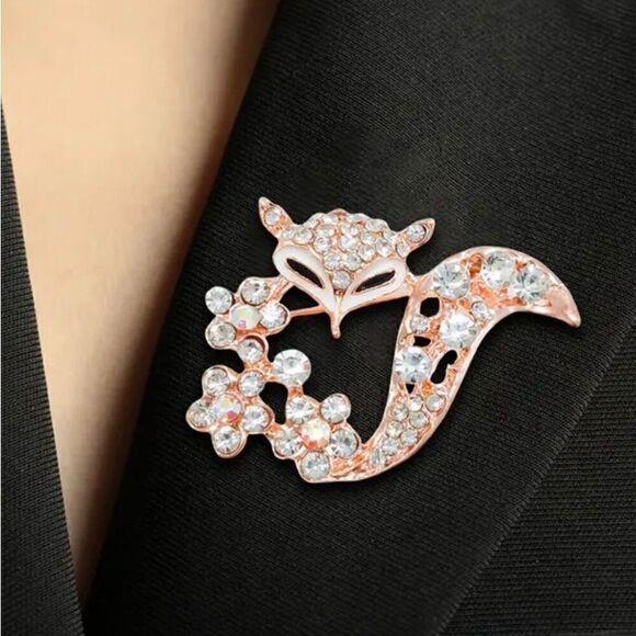 Fox Crystal Brooch Womens Casual Boho Rhinestone Rose Gold Pin Jewelry Accessory - Picture 3 of 5